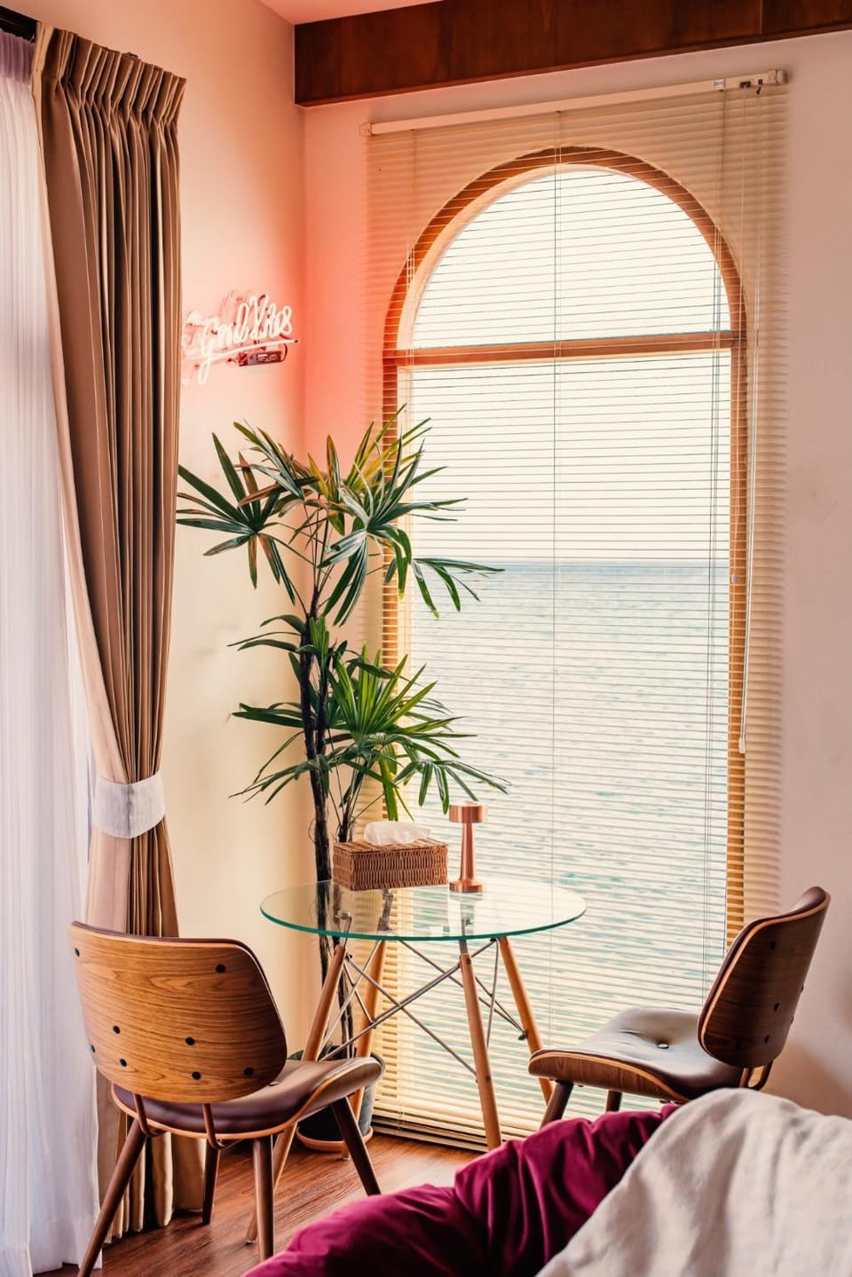 วางเวลา เกาะล้าน The Timeless Kohlarn Bed and Breakfast in Chon Buri Changwat