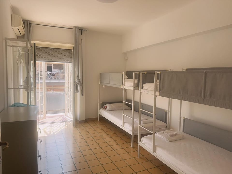 Lisa HOUSE Hostel in Rome