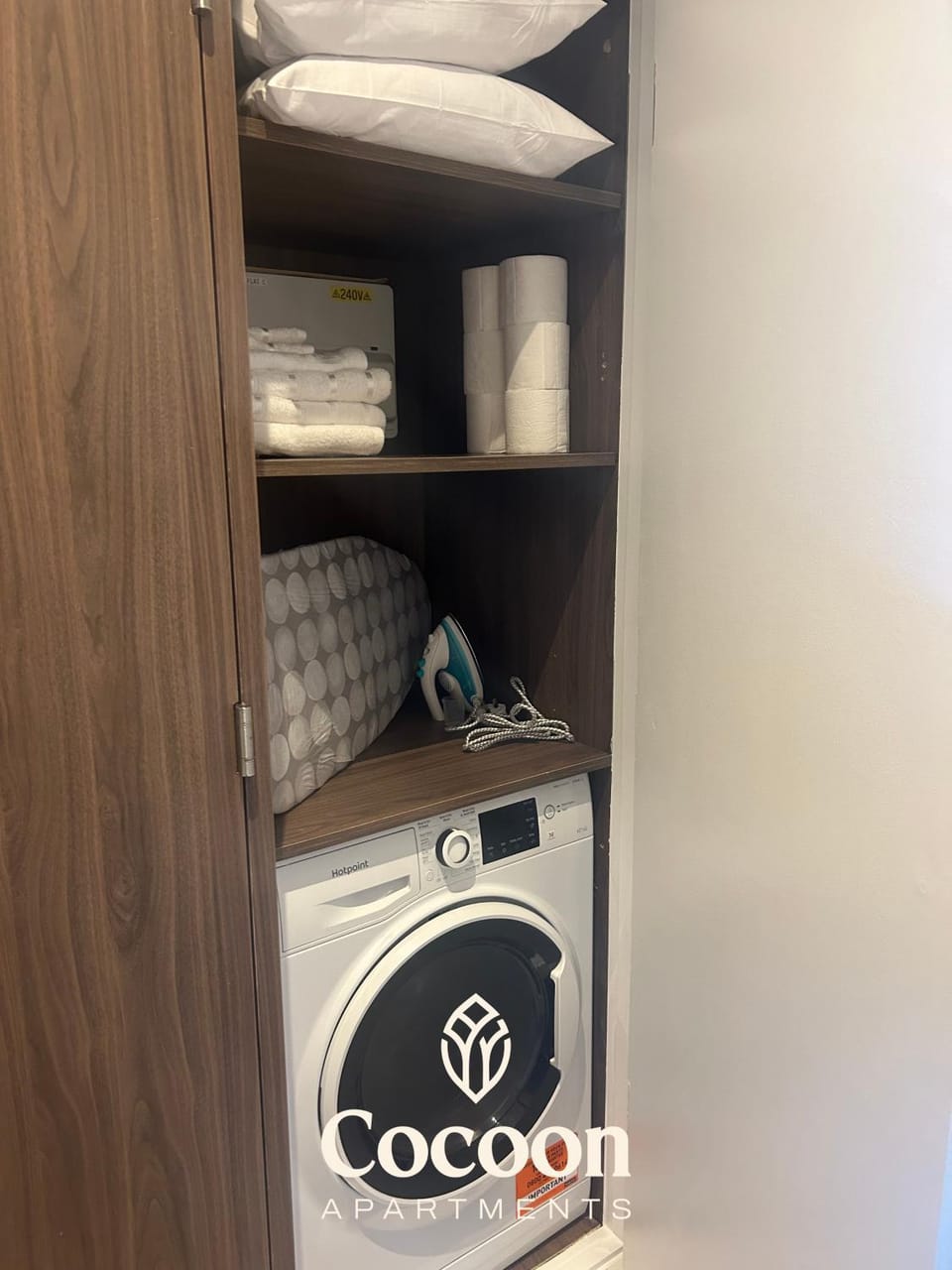 Stylish Spacious Studio, Central London- Zone 1 Apartment in City of Westminster