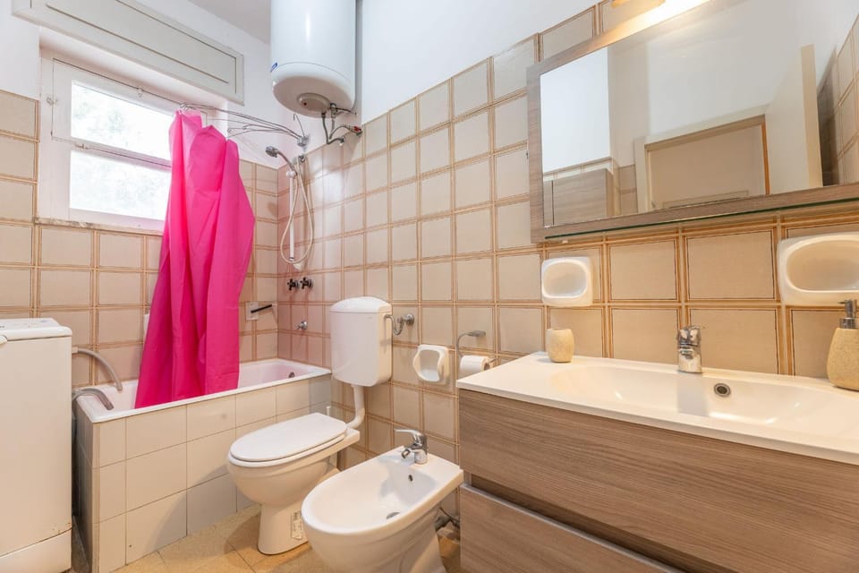 Spring, Summer, Bathroom, Autumn