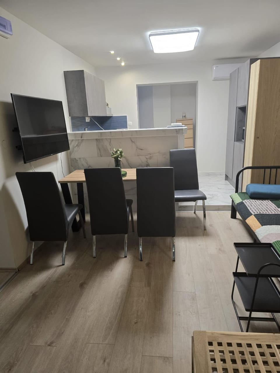 Amelie & Sea - Ground Floor Penthouse with 2 Terraces, Green Views, Sleeps 9 Apartment in Zadar County