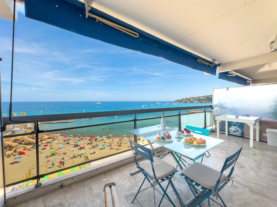 Balcony/Terrace, Dining area, Beach, Sea view