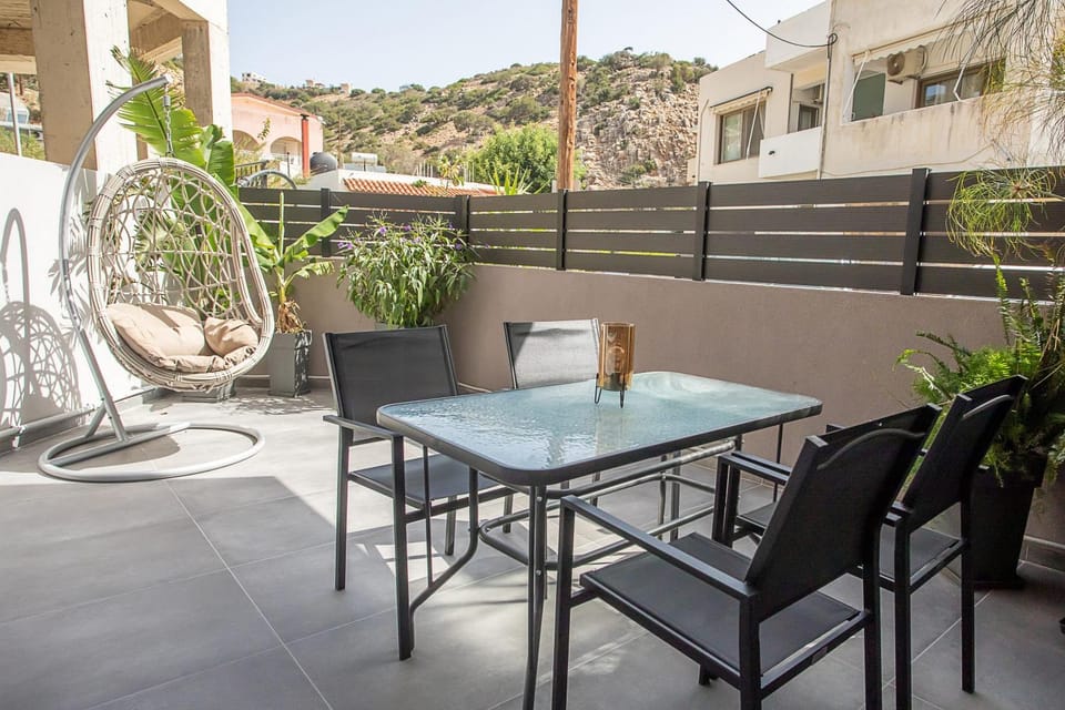 Patio, Balcony/Terrace