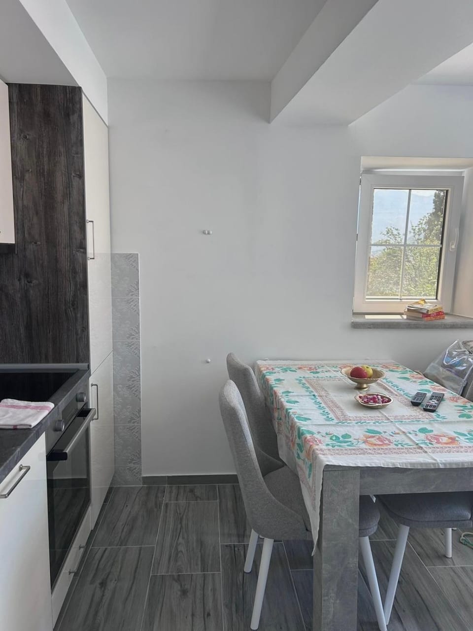 Katina Zgrada Apartment in Kotor Municipality