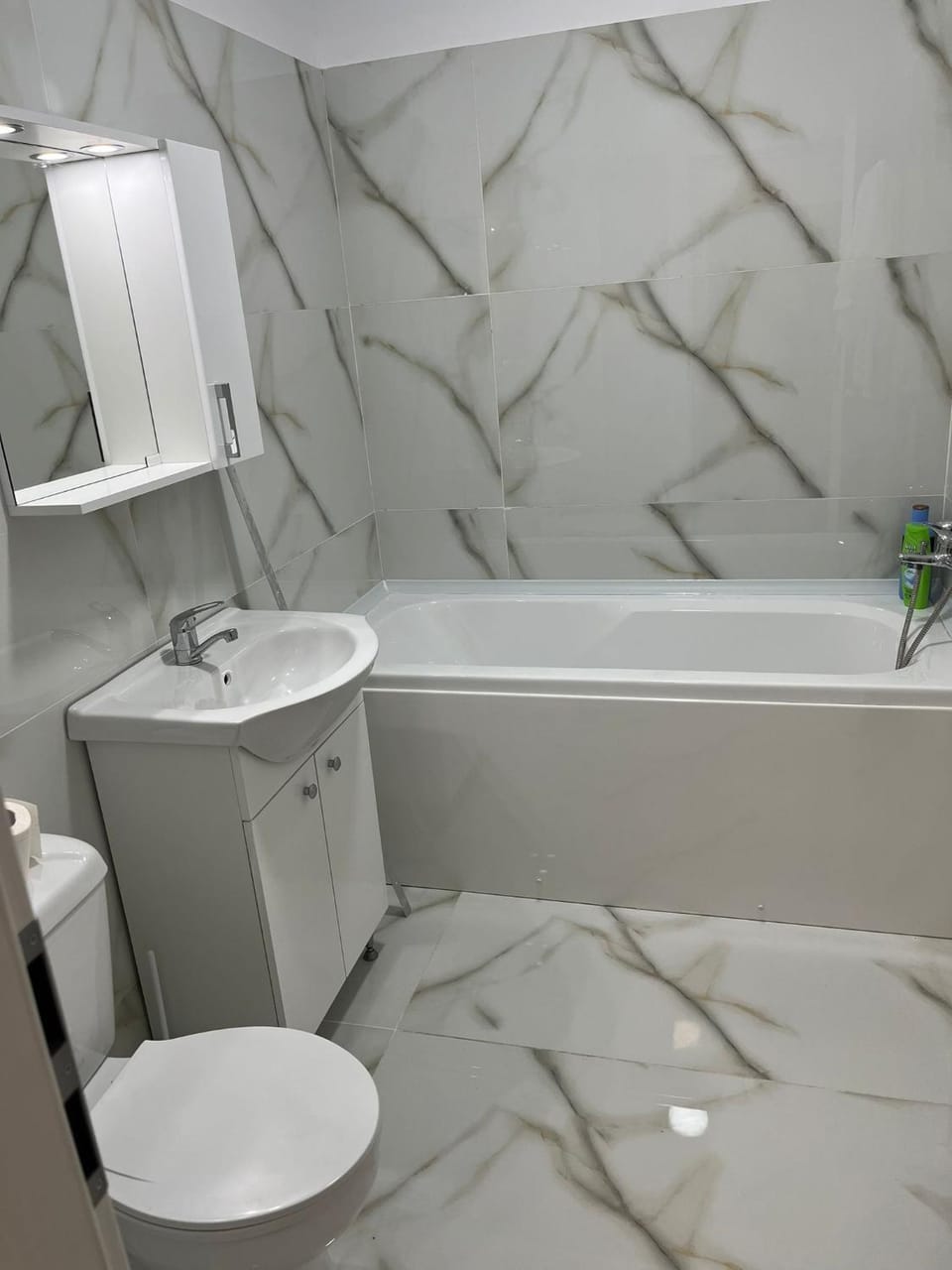 Bathroom, Bath
