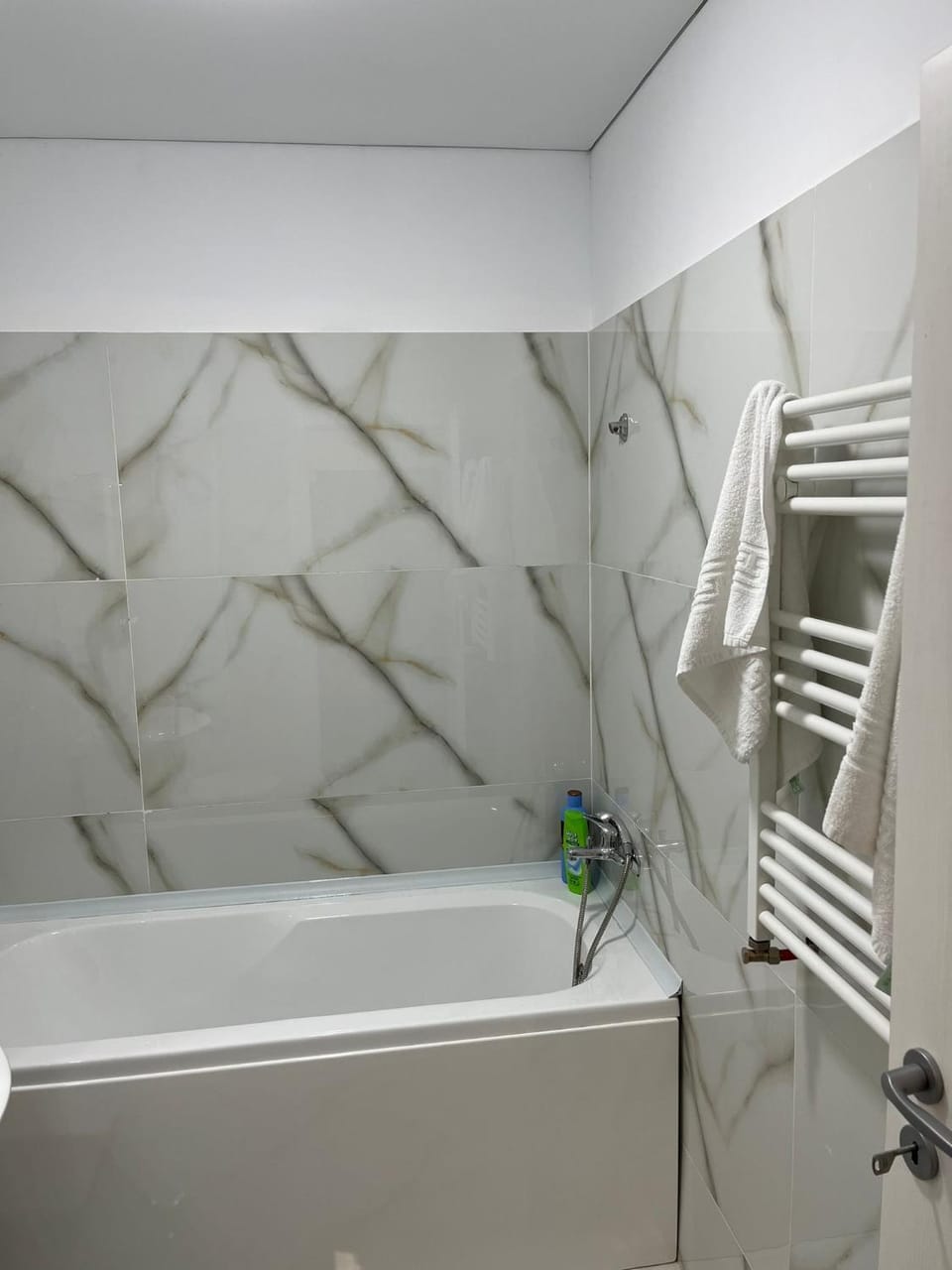 Bathroom, Bath