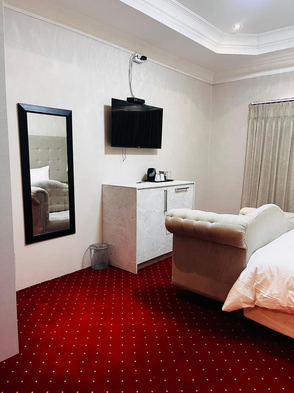 Bed, TV and multimedia, Bedroom, minibar
