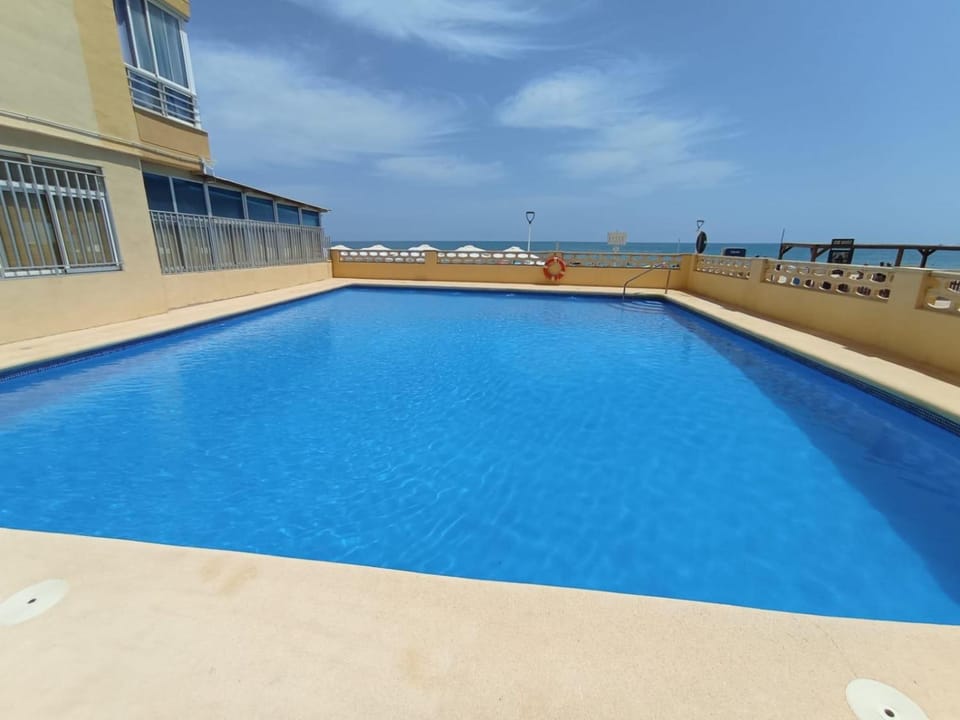 EL MIRADOR, piscina y vistas Apartment in Safor