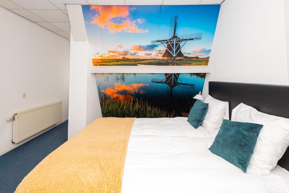De Watersport Heeg Hotel in Friesland, Netherlands