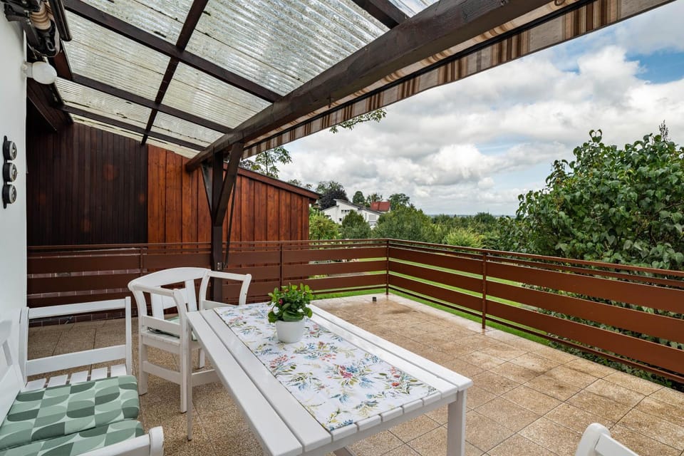 Property building, Balcony/Terrace, Living room