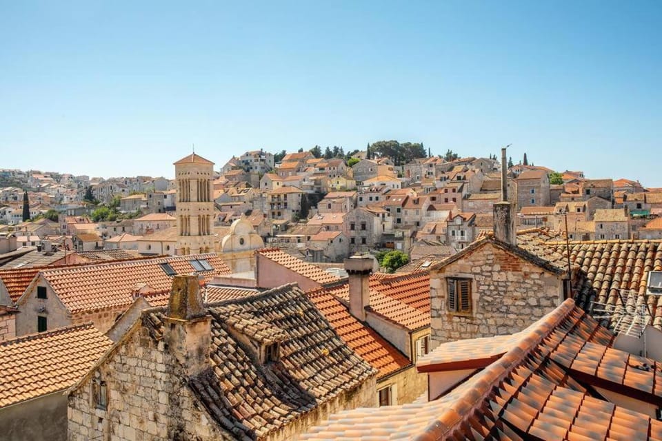 Old Town Oasis Apartment in Hvar