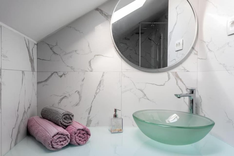 Old Town Oasis Apartment in Hvar