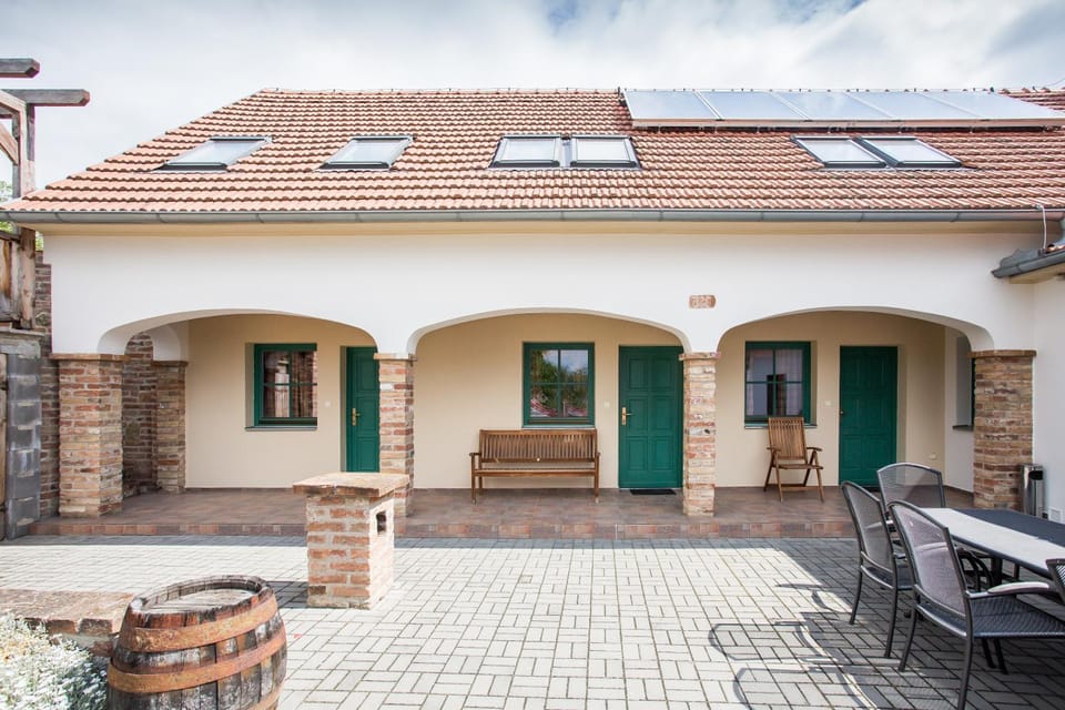 Property building, Balcony/Terrace