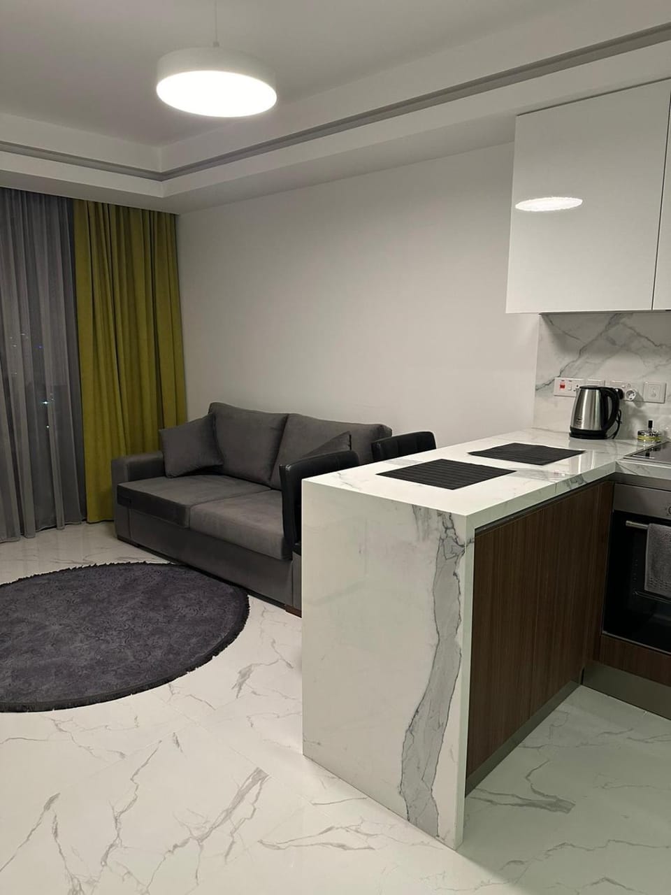 Kitchen or kitchenette, Living room