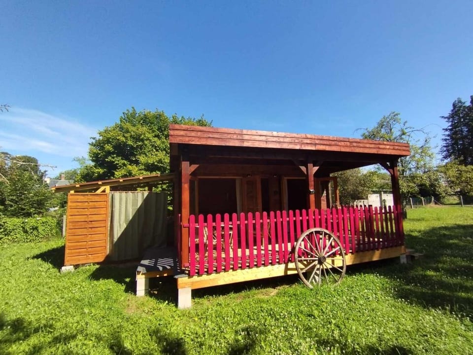 Chalet western - Retour à l'instinct primaire Chalet in Centre-Val de Loire
