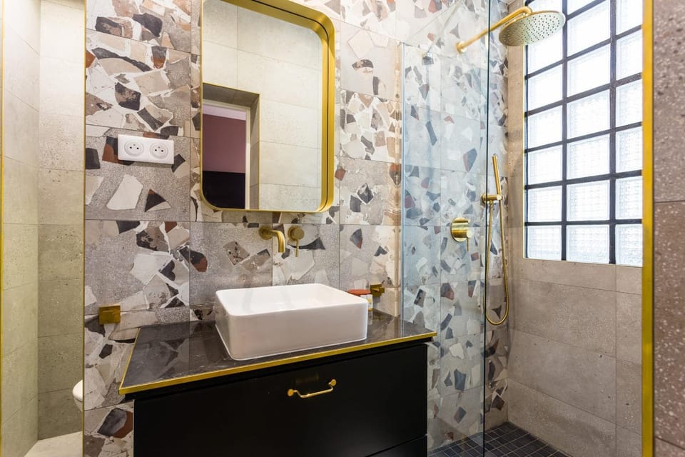 Charming Flat - 2BD-8P - Charonne-Bastille Apartment in Paris