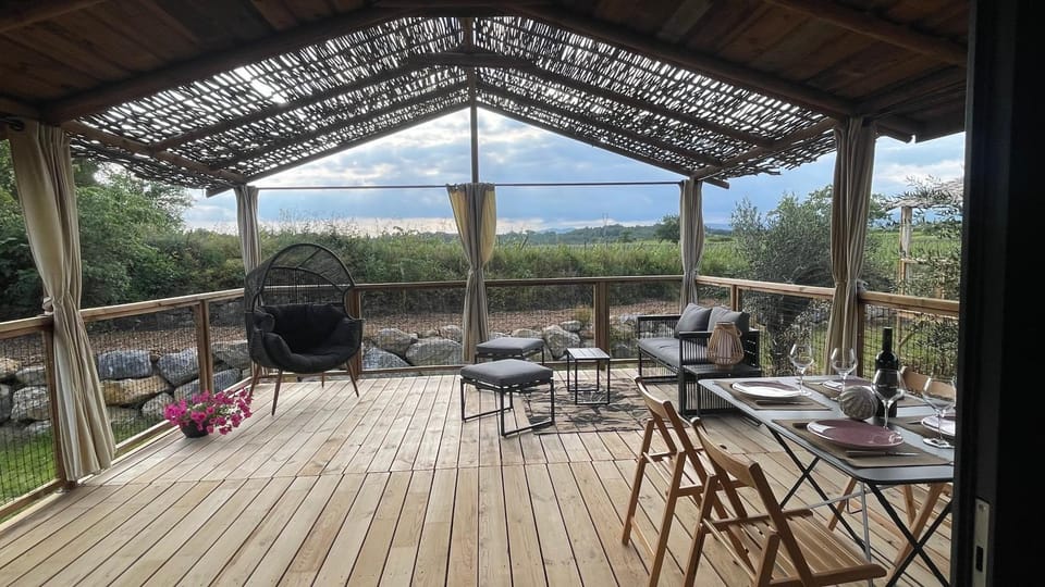 Patio, Natural landscape, View (from property/room), Balcony/Terrace, Dining area