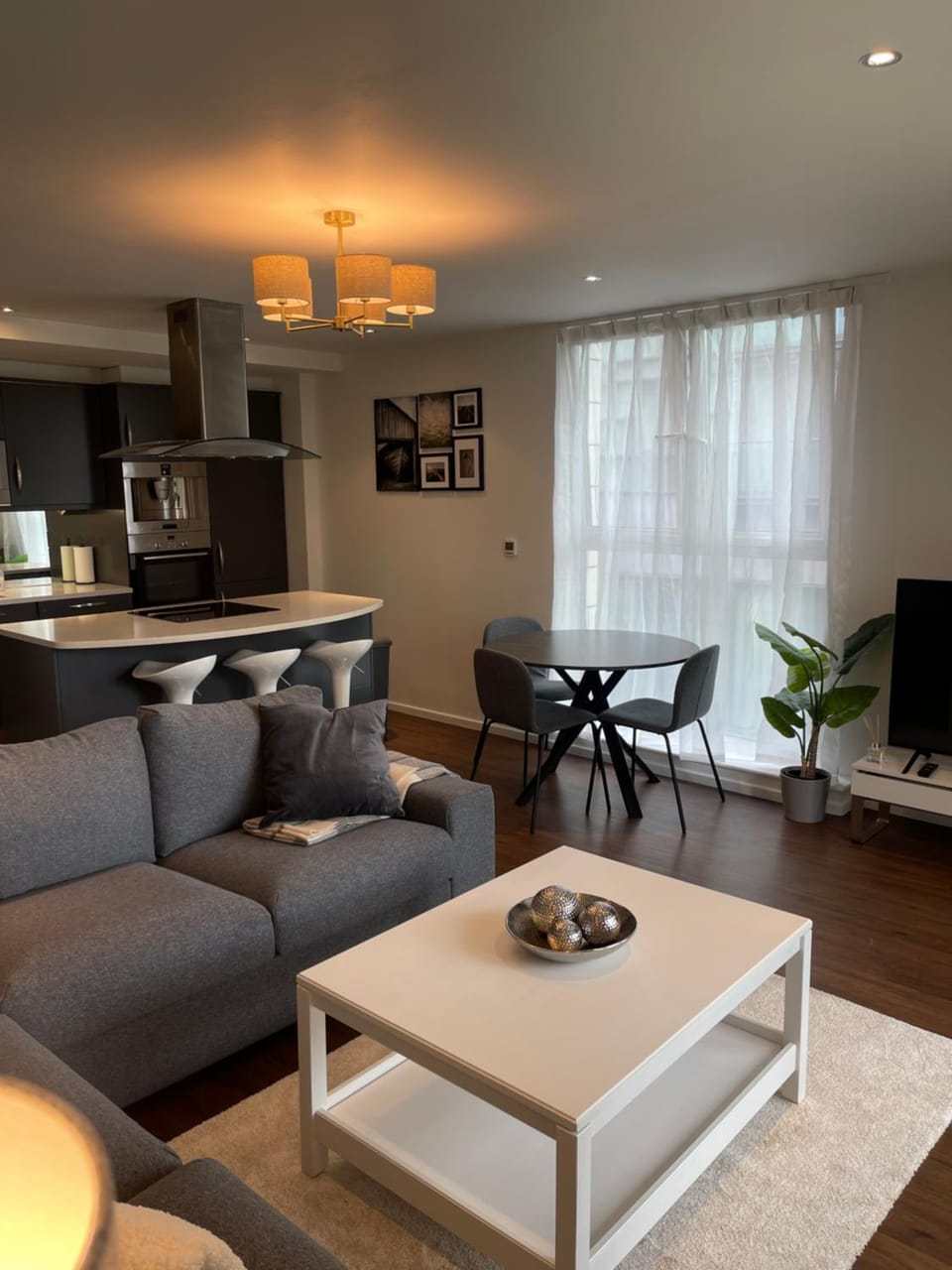 Living room, Seating area, Dining area