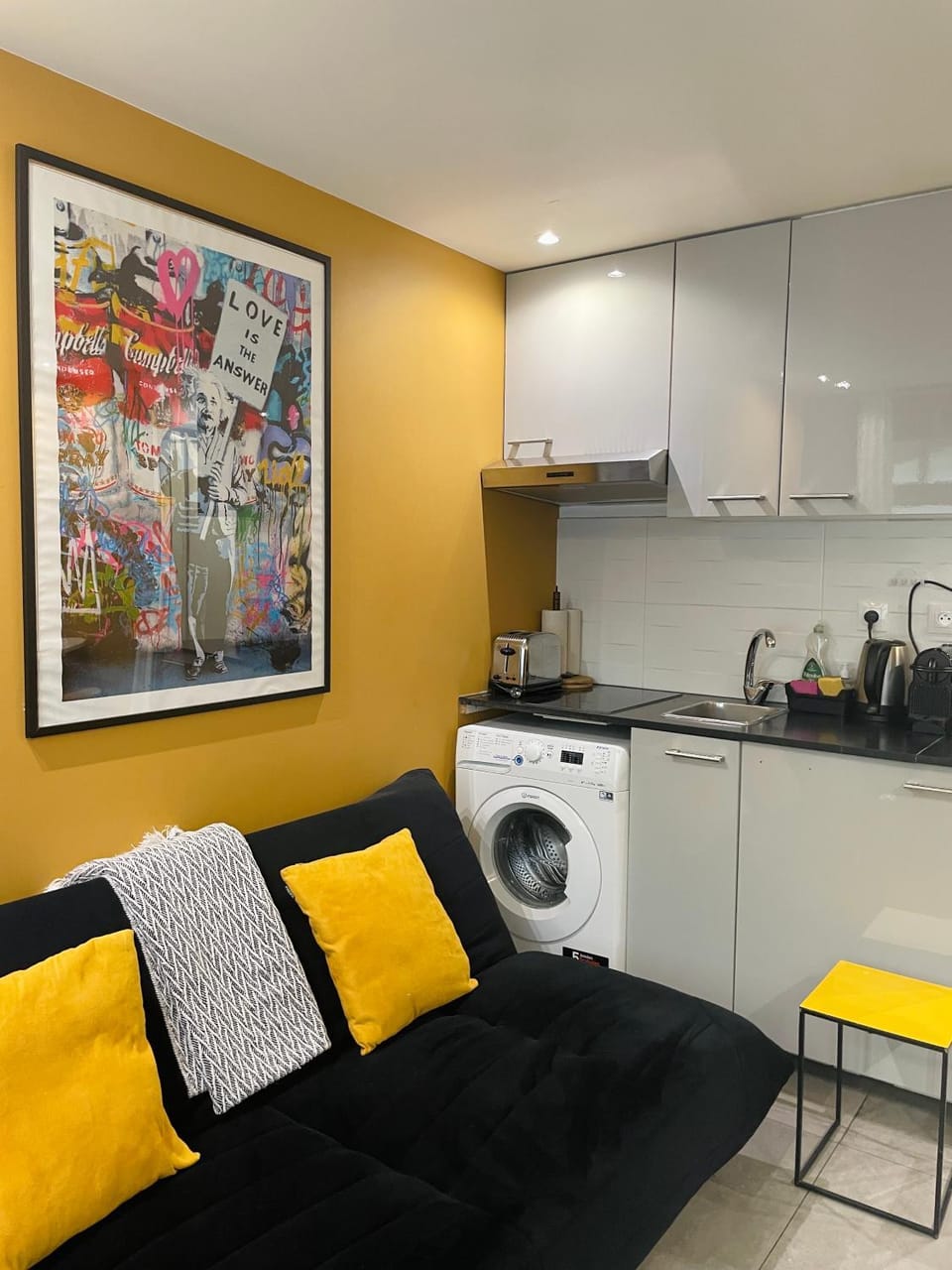Chic studio Marais Paris centre Apartment in Paris