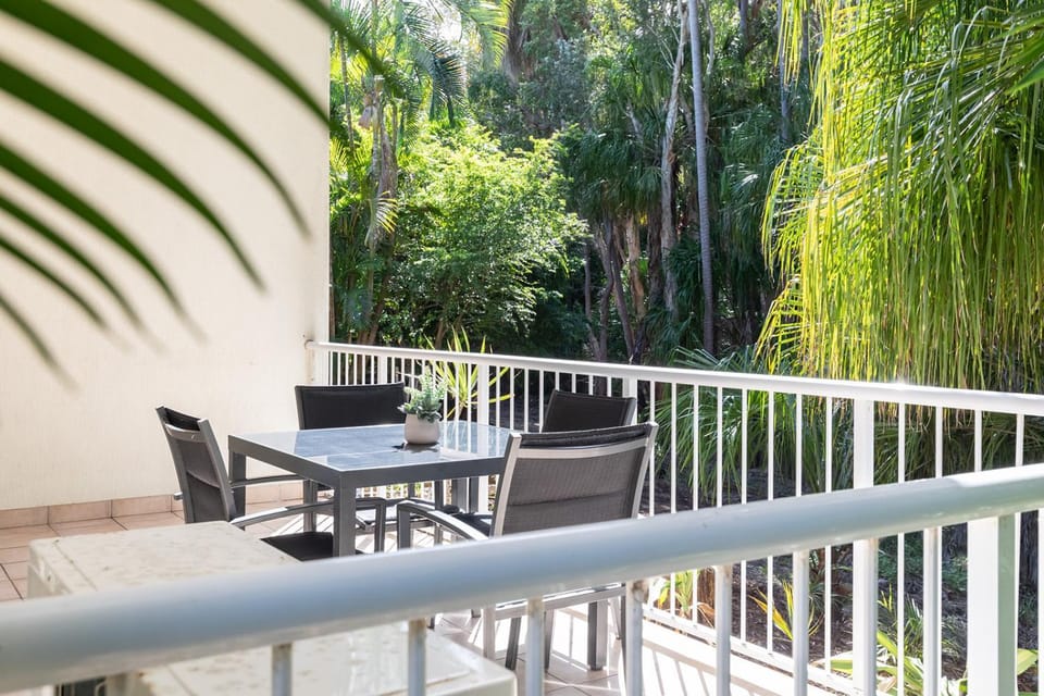 Balcony/Terrace, Garden view