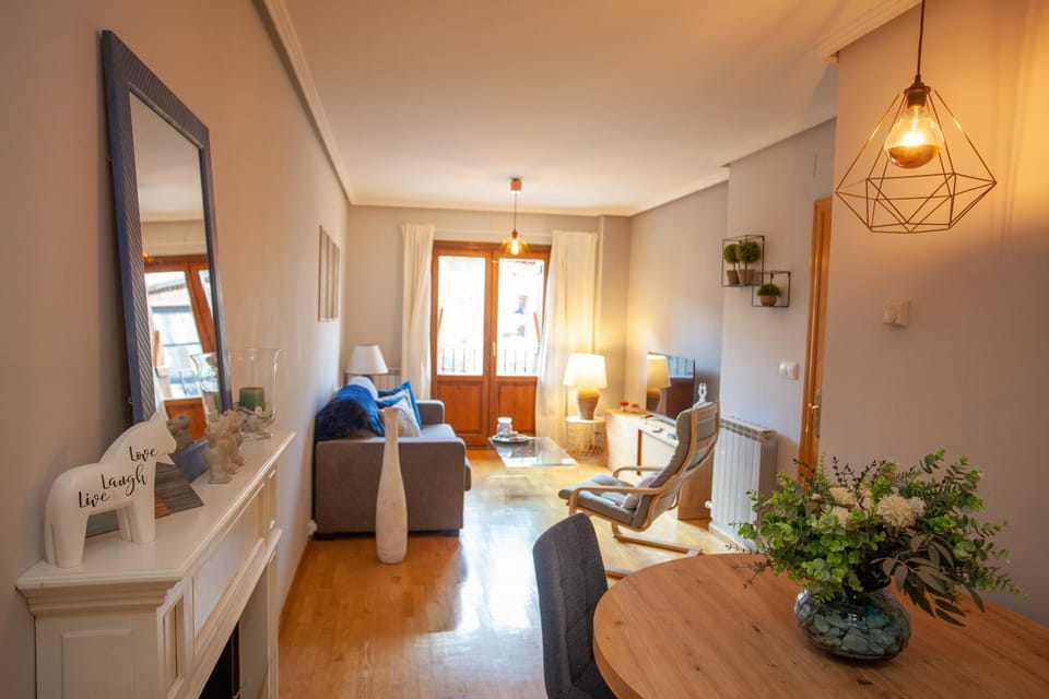 Casa Senda by Cardi Suites. Apartment in Sallent de Gállego