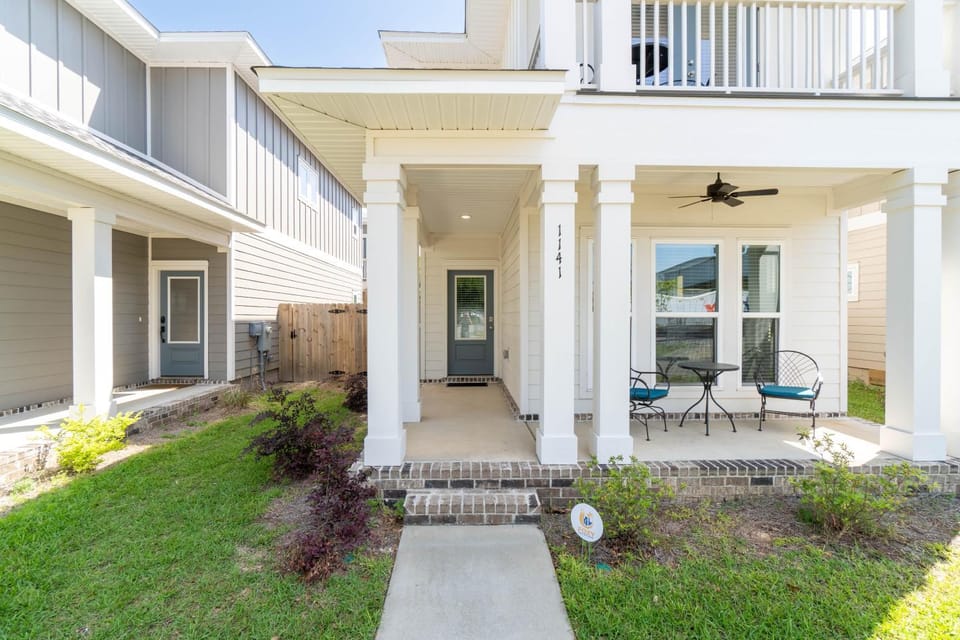 Urban Vista & Flat - Family Friendly, Downtown Pensacola House in Pensacola