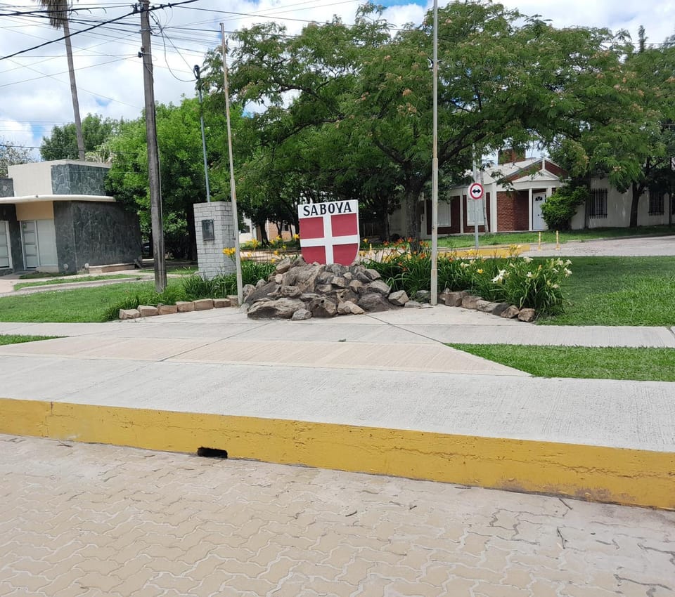 Neighbourhood, Landmark view