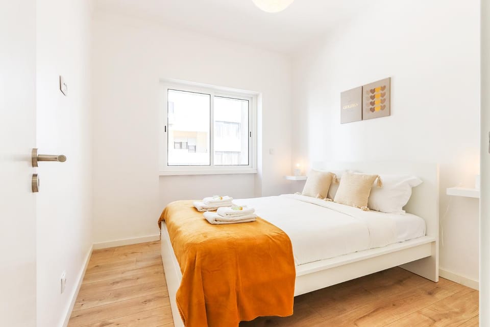Vita Portucale ! Almada Sweet Retreat Apartment in Lisbon District