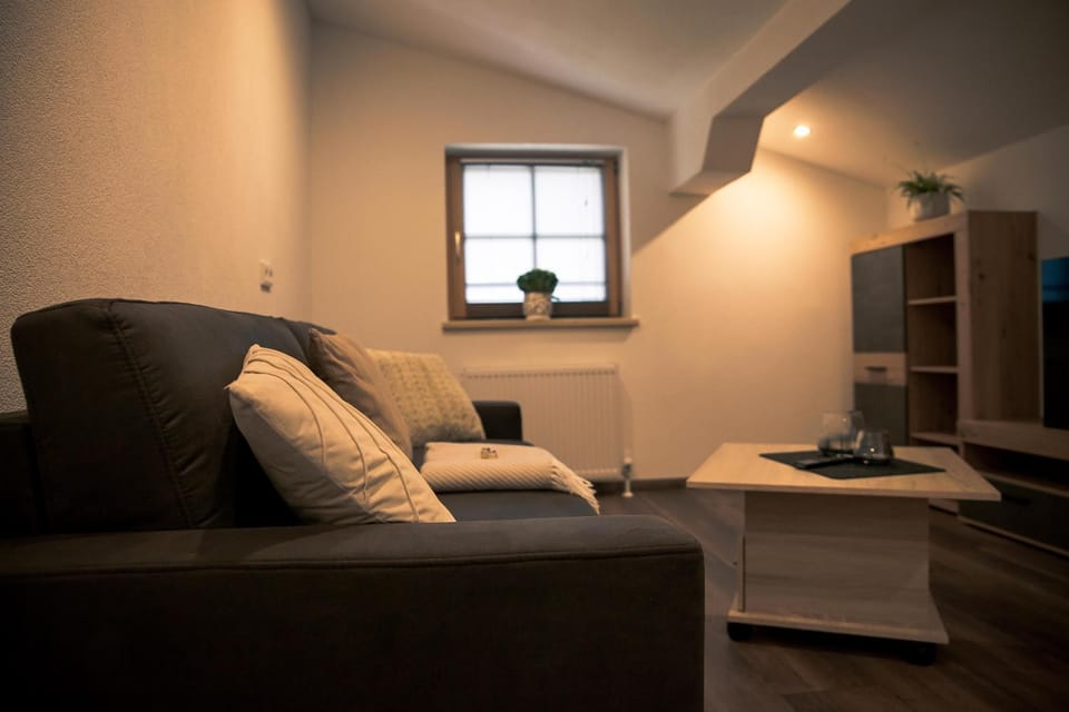 TV and multimedia, Seating area