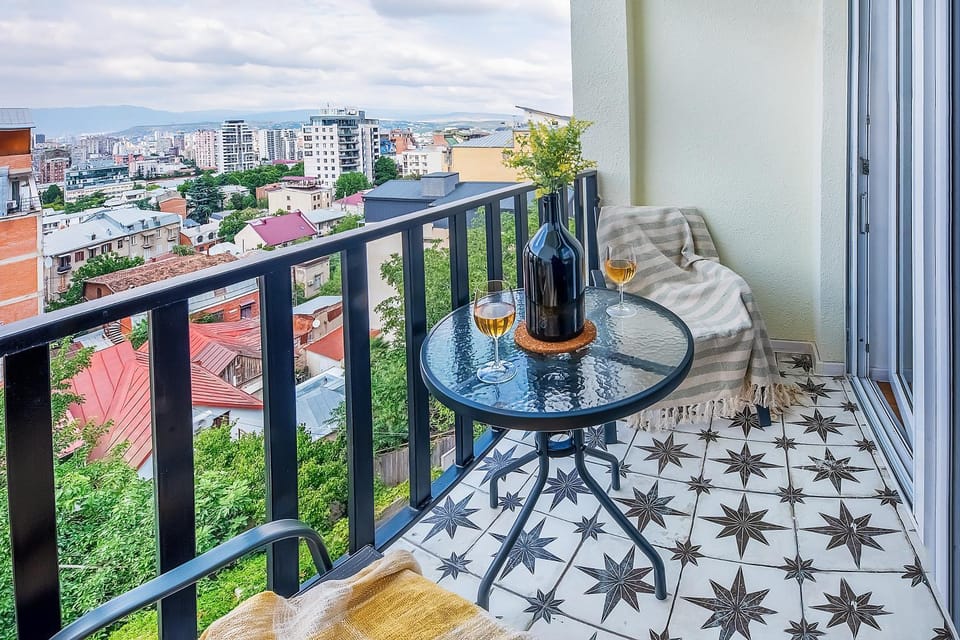 Balcony/Terrace, City view