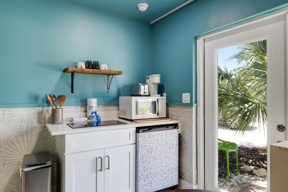 The Palm Frond - Upgraded Studio at PalmView of Sanibel with Bikes Apartment in Sanibel Island