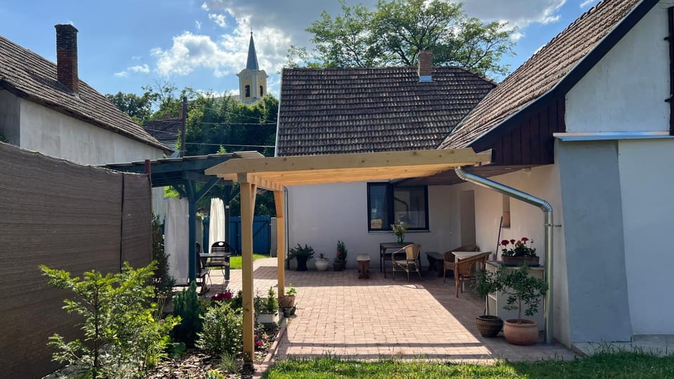Kékmacska Vendégház Nagybörzsöny Apartment in Hungary