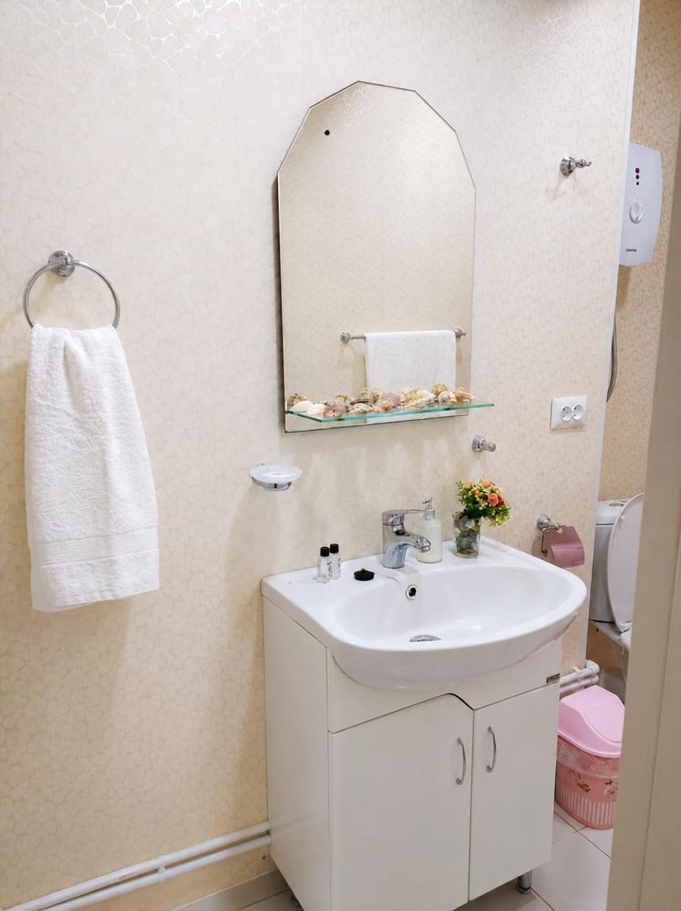 Bathroom, towels, towels