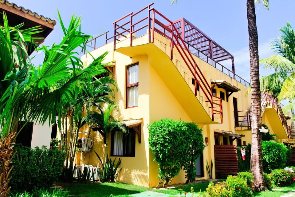 Property building, Day, Garden, Garden view