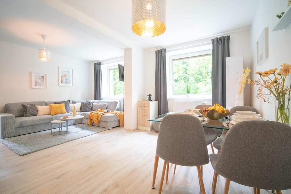 Living room, Seating area, Dining area