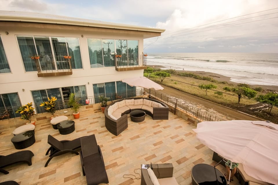 Beach, Area and facilities
