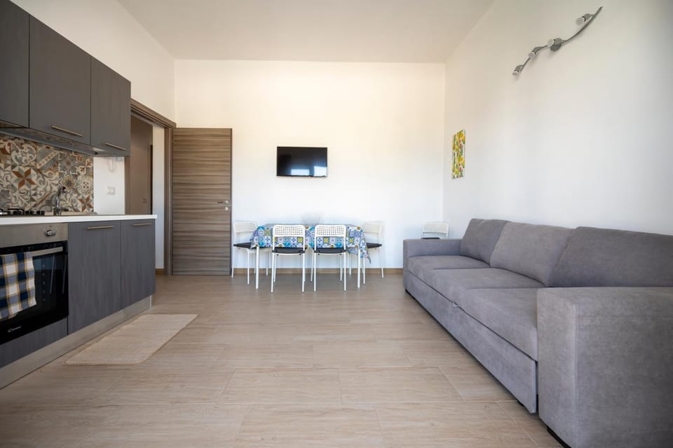 TV and multimedia, Kitchen or kitchenette, Dining area