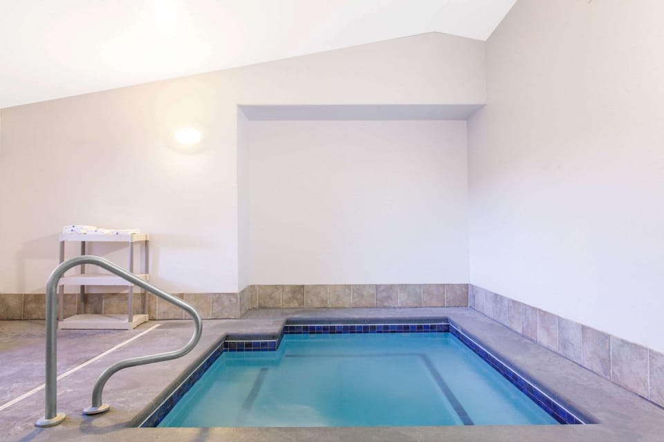 Hot Tub, On site