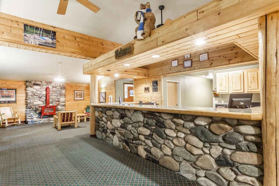 Lobby or reception, On site