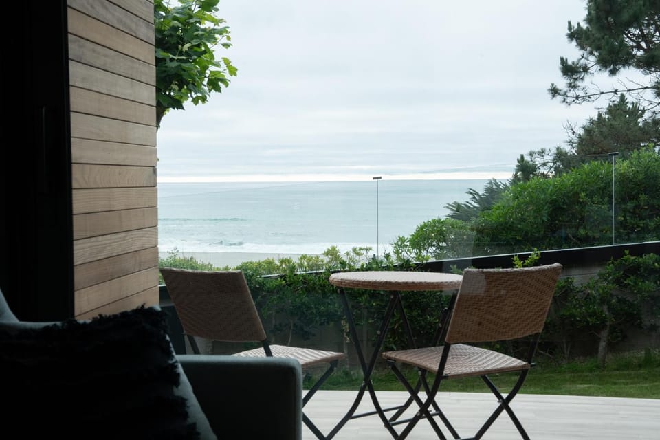 Natural landscape, View (from property/room), Balcony/Terrace, Sea view