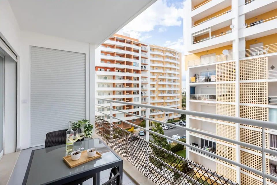 Balcony/Terrace, Swimming pool
