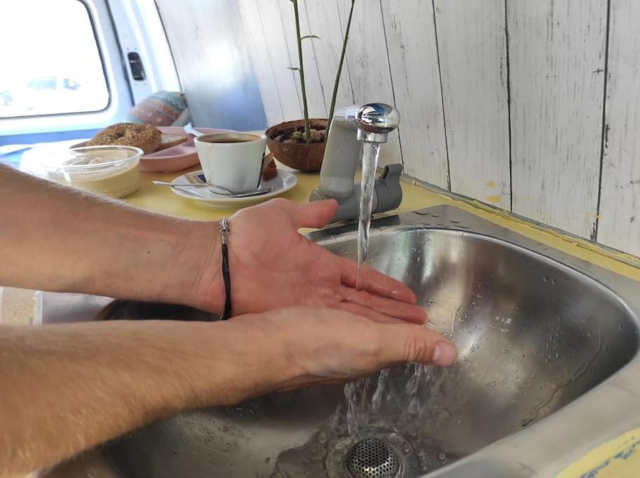 Slow-Life Campervan, Küche, Dusche, Queen-Size Bett, Solar Apartment in El Médano