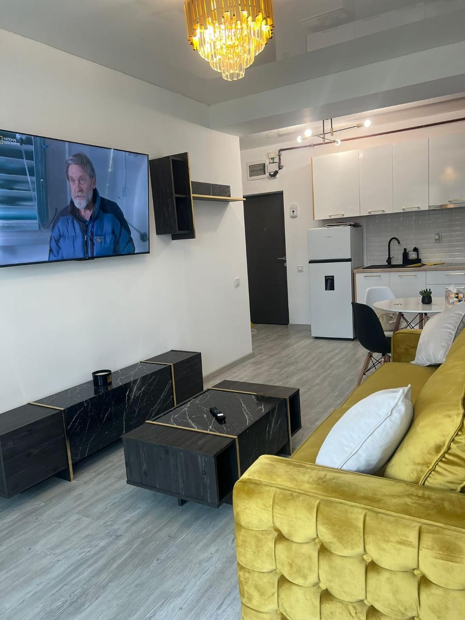 TV and multimedia, Living room, Seating area