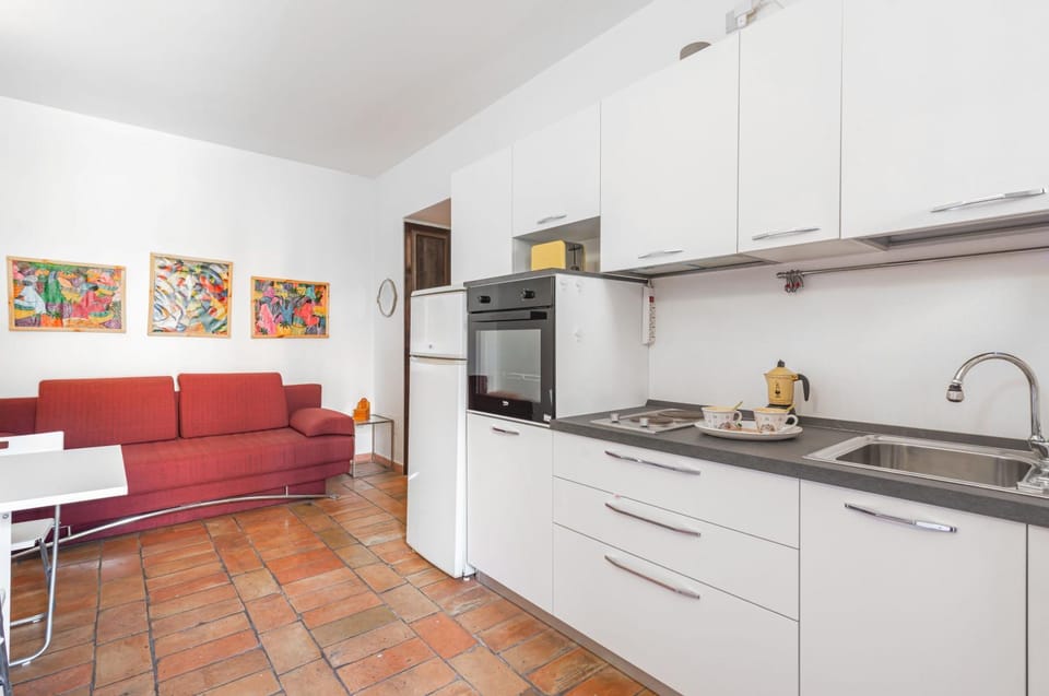 Kitchen or kitchenette