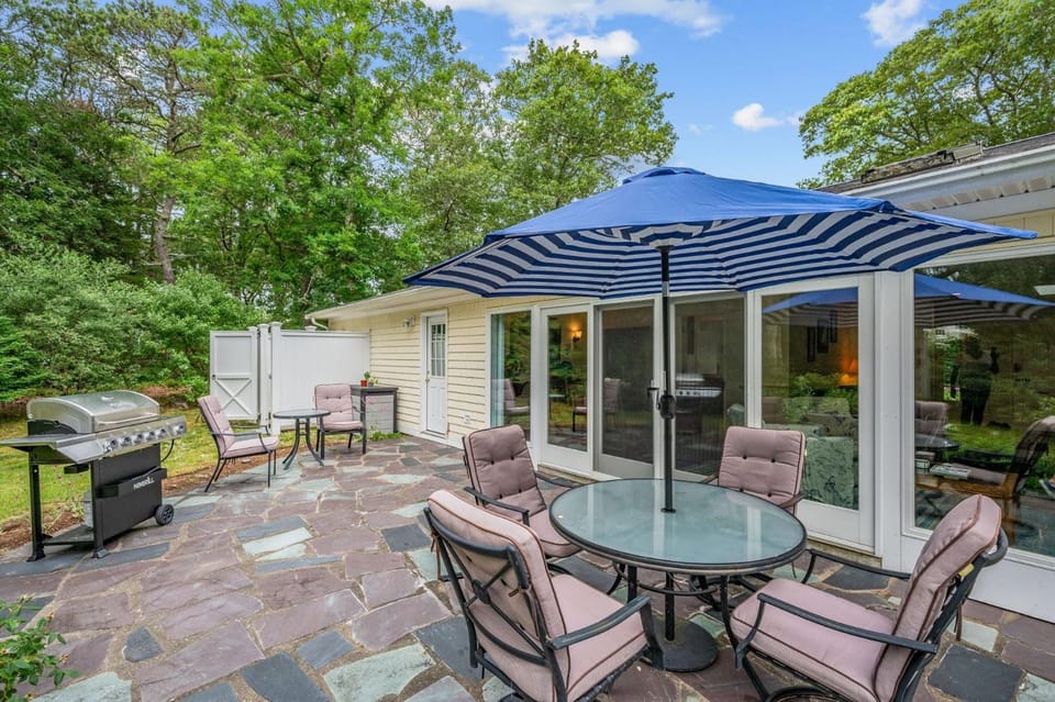 Poppy's Place: Cape Escape for Family Friends House in Brewster