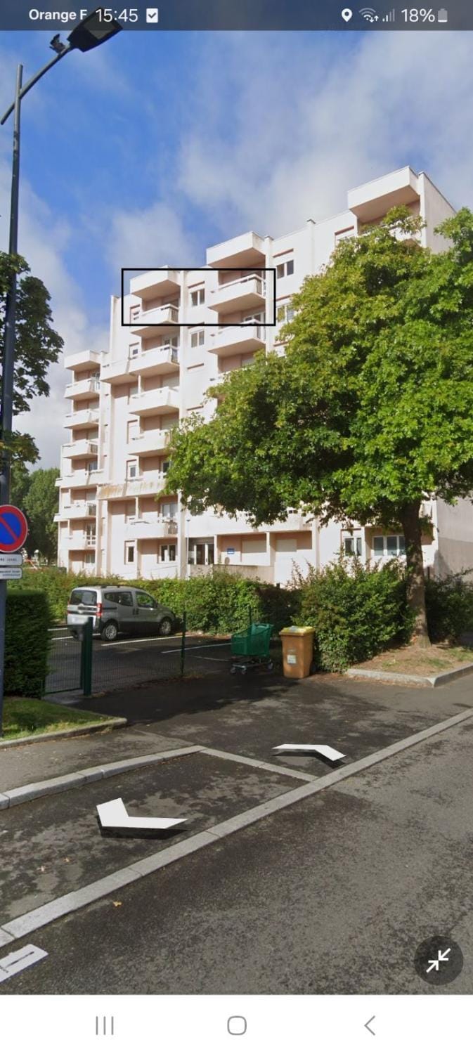 Property building, Location