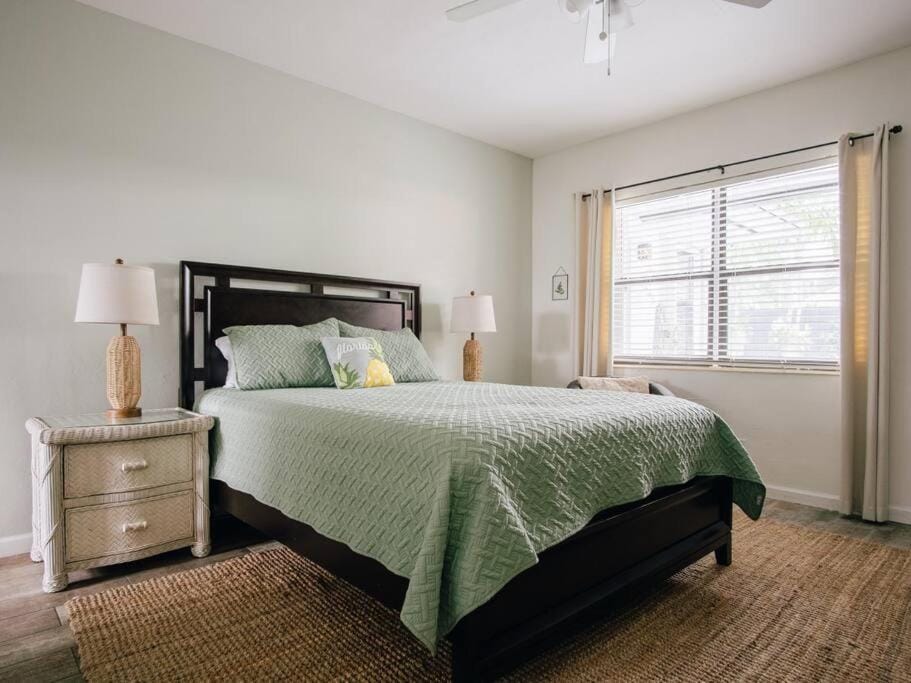 Studio in Pompano Beach two blocks from the Ocean Apartment in Pompano Beach