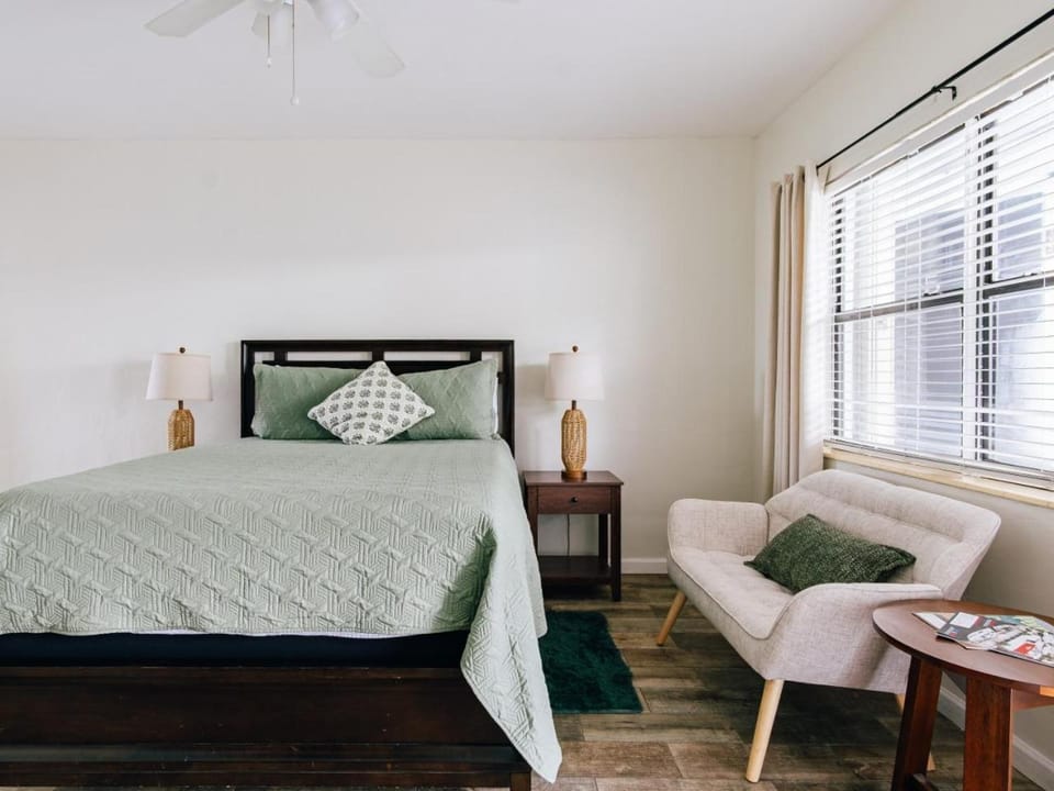 Studio in Pompano Beach two blocks from the Ocean Apartment in Pompano Beach