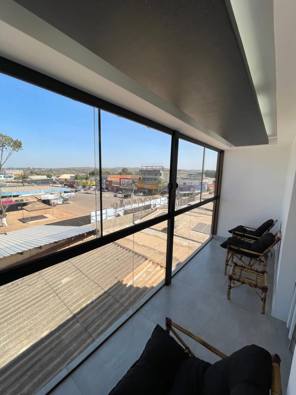 Suíte Gold com varanda e Hidro 302 Apartment in State of Goiás