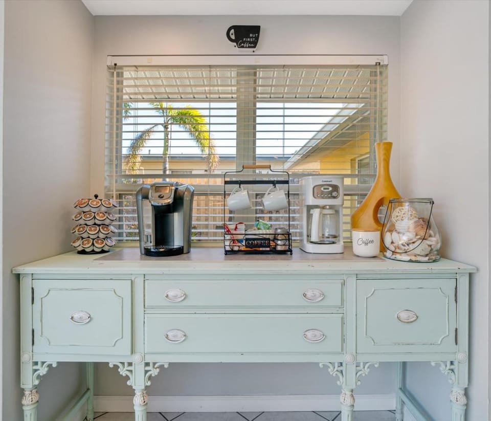 Coffee/tea facilities